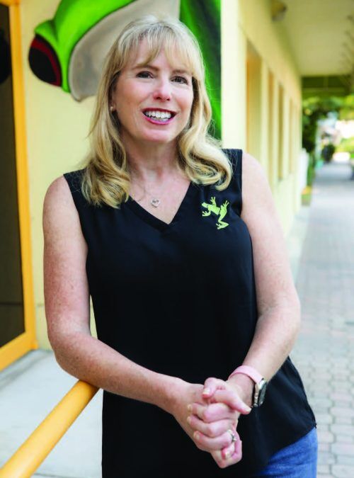 Tina Bacon-Defrece Of Big Frog Franchise Group Honored With Patriot Award For Supporting Employees In Military Service